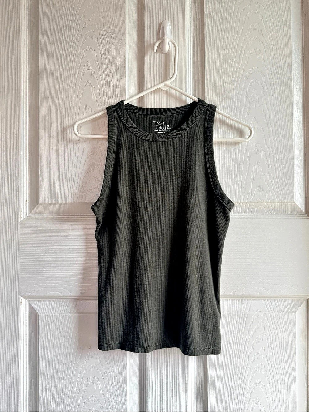 Time and Tru Women's Rib Tank Top Black